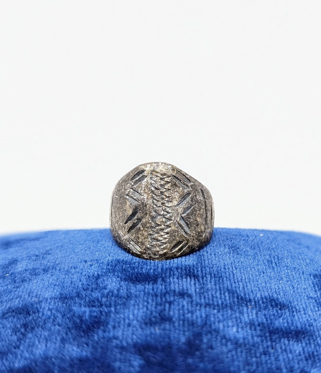 Antique Roman Silver Legionary Ring | Geometric Inscribed Bezel